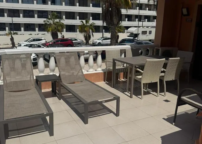 Americas 1-bed Sleeps 5 Pool Parking * Playa de las Americas (Tenerife)